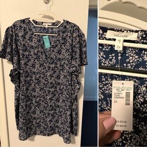 Maurices Women's Blue and White Floral Blouse